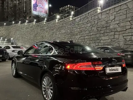 Jaguar XF 2015 года за 10 850 000 тг. в Алматы – фото 4
