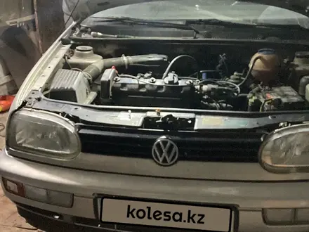 Volkswagen Golf 1994 года за 1 500 000 тг. в Астана – фото 10