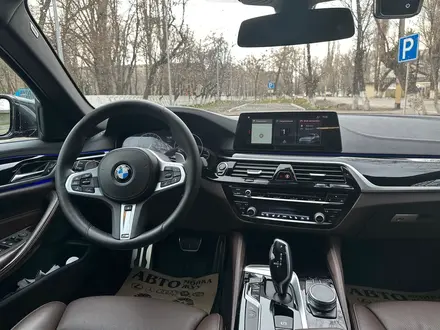 BMW 530 2019 года за 20 000 000 тг. в Алматы – фото 11