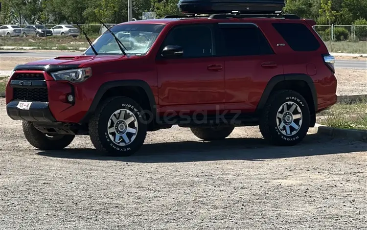Toyota 4Runner 2014 годаfor10 000 000 тг. в Актау