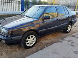 Volkswagen Vento 1993 года за 1 100 000 тг. в Кызылорда – фото 4