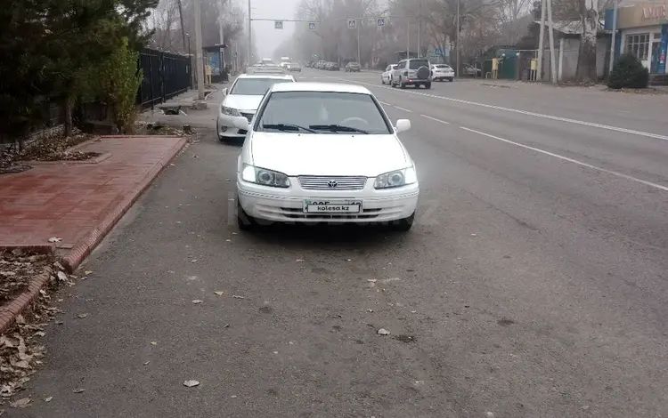 Toyota Camry 2001 годаfor3 400 000 тг. в Талдыкорган