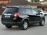 Chevrolet Captiva 2009 года за 3 500 000 тг. в Актобе – фото 3