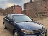 Toyota Camry 2002 годаүшін4 500 000 тг. в Семей