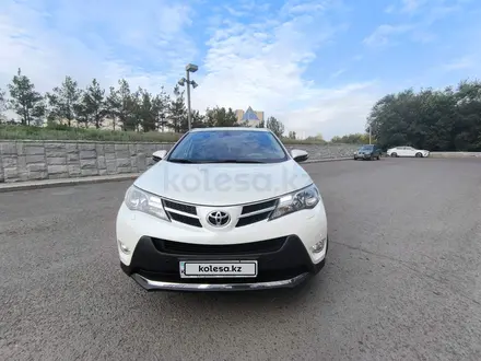 Toyota RAV4 2014 года за 10 500 000 тг. в Астана