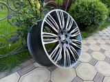 Оригинальные диски R22 на Range Rover, Range Rover Sport за 900 000 тг. в Алматы – фото 2