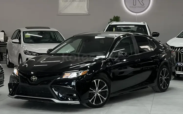 Toyota Camry 2018 года за 12 000 000 тг. в Шымкент