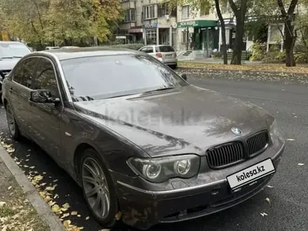 BMW 745 2003 года за 3 500 000 тг. в Алматы – фото 4