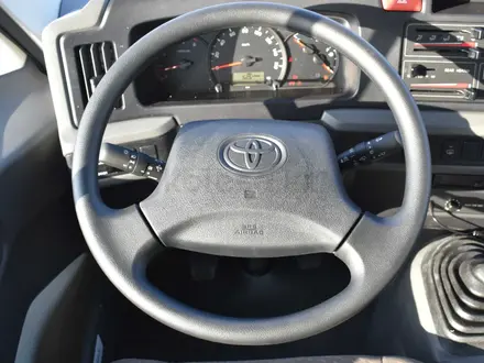 Toyota  Coaster 2024 года за 39 500 000 тг. в Астана – фото 18