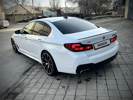 BMW 530 2021 года за 33 000 000 тг. в Астана – фото 11