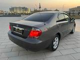 Toyota Camry 2005 годаүшін7 100 000 тг. в Туркестан – фото 2