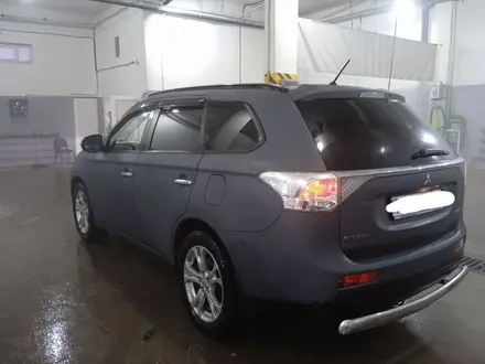 Mitsubishi Outlander 2013 года за 7 350 000 тг. в Астана