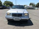 Mercedes-Benz C 230 1997 года за 2 650 000 тг. в Алматы – фото 2