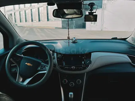 Chevrolet Tracker 2020 годаүшін8 300 000 тг. в Караганда – фото 6