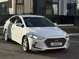 Hyundai Elantra 2018 года за 6 400 000 тг. в Астана