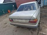 Mercedes-Benz E 300 1992 года за 100 001 тг. в Астана – фото 2