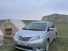 Toyota Sienna, 2015