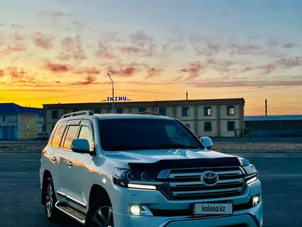 Toyota Land Cruiser 2017 года за 35 000 000 тг. в Актау
