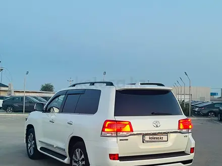 Toyota Land Cruiser 2017 года за 35 000 000 тг. в Актау – фото 2