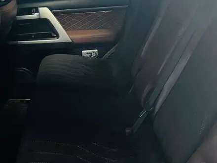 Toyota Land Cruiser 2017 года за 35 000 000 тг. в Актау – фото 8