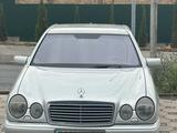 Mercedes-Benz E 240 1997 года за 4 200 000 тг. в Шымкент – фото 2