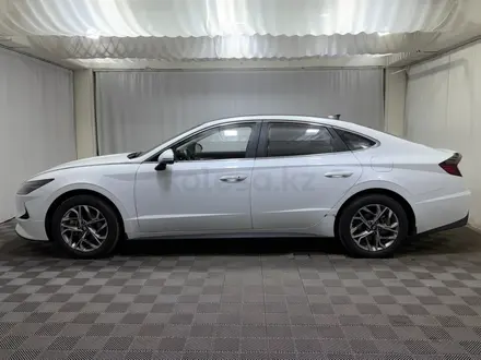 Hyundai Sonata 2022 года за 10 500 000 тг. в Алматы – фото 3