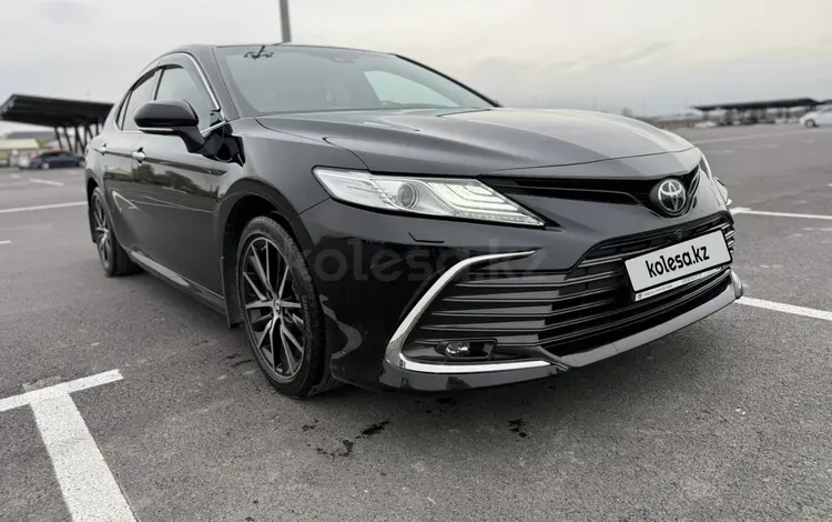 Toyota Camry 2021 года за 20 000 000 тг. в Шымкент
