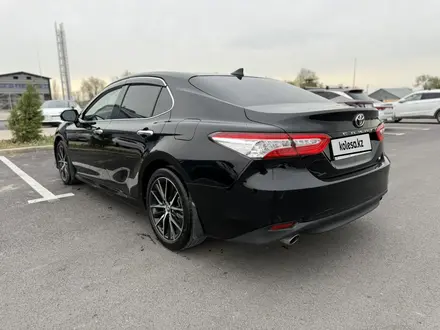 Toyota Camry 2021 года за 20 000 000 тг. в Шымкент – фото 7