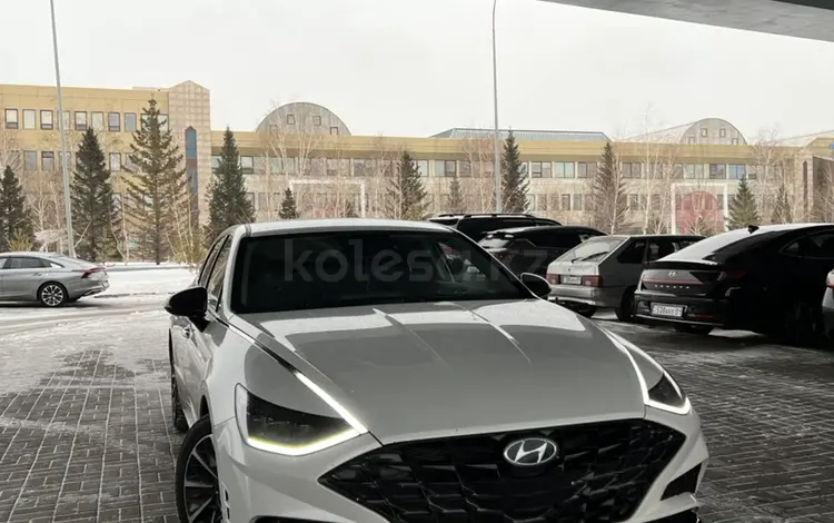 Hyundai Sonata 2022 годаүшін12 000 000 тг. в Астана