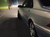 Mercedes-Benz S 320 2000 годаfor4 000 000 тг. в Караганда – фото 5