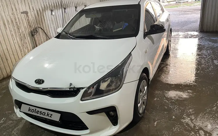 Kia Rio 2018 года за 4 400 000 тг. в Актобе