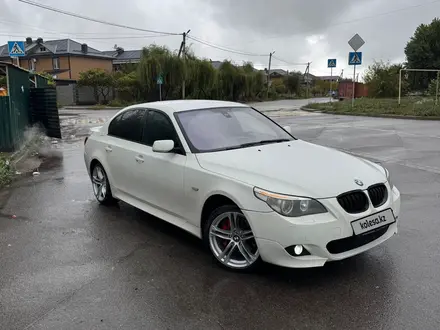 BMW 530 2006 года за 6 300 000 тг. в Алматы – фото 2