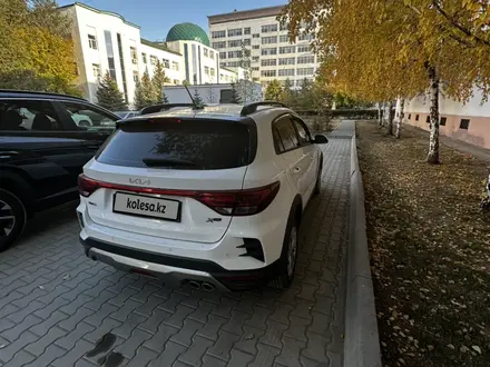 Kia Rio X-Line 2023 года за 10 000 000 тг. в Астана – фото 3