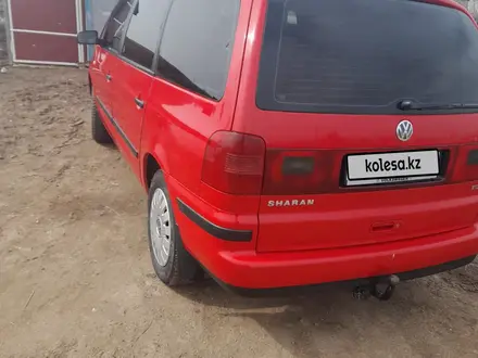 Volkswagen Sharan 2001 года за 3 100 000 тг. в Астана – фото 6