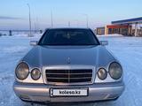 Mercedes-Benz E 230 1996 годаүшін2 600 000 тг. в Щучинск – фото 2