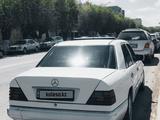 Mercedes-Benz E 200 1993 года за 1 000 000 тг. в Сатпаев – фото 3