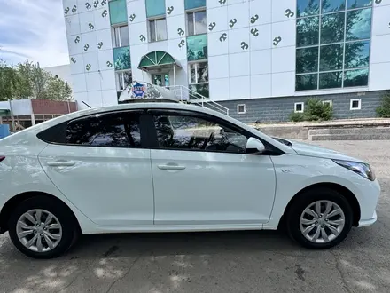 Hyundai Accent 2021 года за 6 500 000 тг. в Астана – фото 3