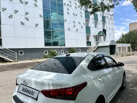 Hyundai Accent 2021 года за 6 500 000 тг. в Астана – фото 4