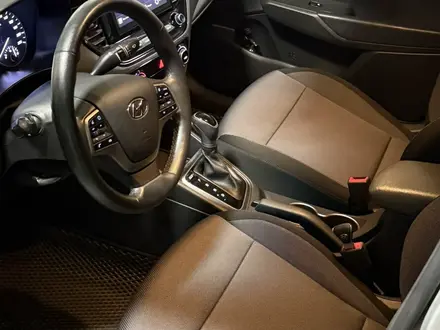 Hyundai Accent 2021 года за 8 000 000 тг. в Усть-Каменогорск – фото 6