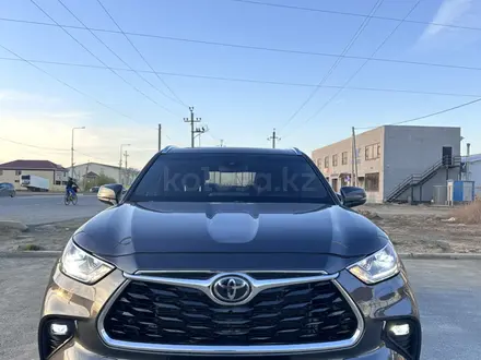 Toyota Highlander 2020 года за 18 500 000 тг. в Атырау
