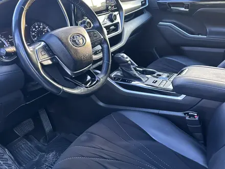Toyota Highlander 2020 года за 18 500 000 тг. в Атырау – фото 9