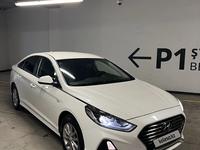 Hyundai Sonata 2018 года за 9 850 000 тг. в Алматы