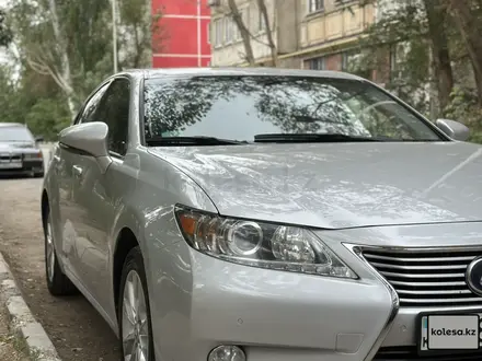 Lexus ES 300h 2012 года за 11 850 000 тг. в Кызылорда – фото 2