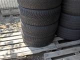 Nokian Hakkapeliitta R3 235/50R20 104T за 120 000 тг. в Алматы