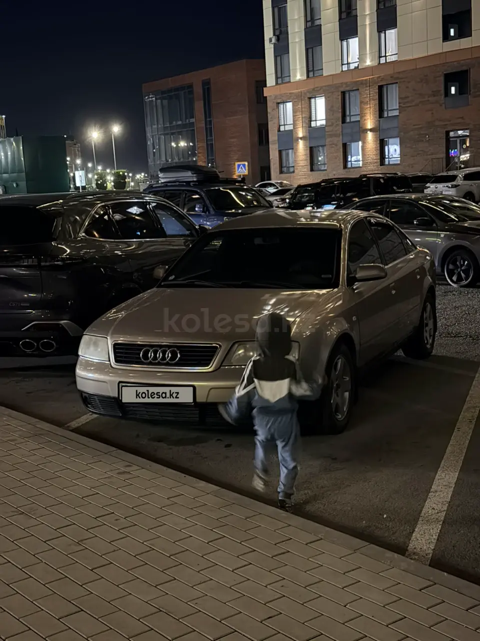 Audi A6, 2001