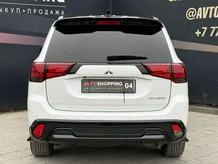 Mitsubishi Outlander 2022 года за 14 200 000 тг. в Актобе – фото 4