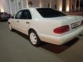 Mercedes-Benz E 200 1998 года за 2 100 000 тг. в Астана – фото 8