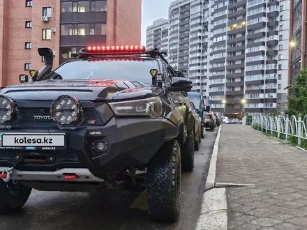 Toyota Hilux 2022 года за 30 000 000 тг. в Астана – фото 2