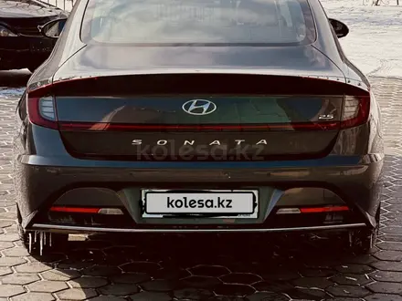 Hyundai Sonata 2023 года за 17 000 000 тг. в Семей – фото 2