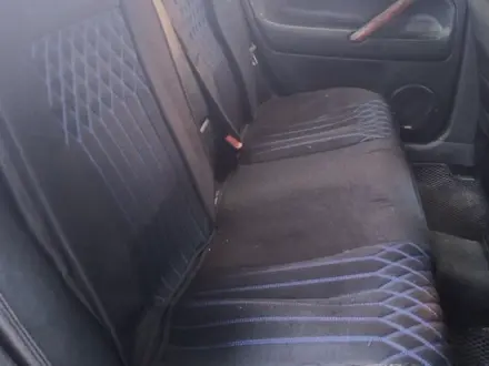 Volkswagen Passat 2001 года за 1 500 000 тг. в Костанай – фото 2